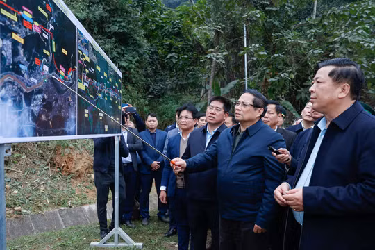 Chậm nhất trong 12/2025 phải khởi công tuyến đường sắt Lào Cai-Hà Nội-Hải Phòng
