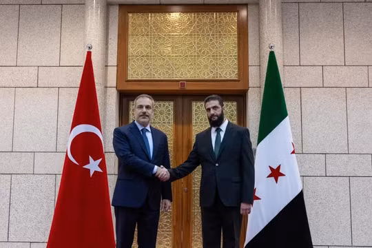 Mỹ hủy treo thưởng cho thủ lĩnh mới của Syria, Thổ Nhĩ Kỳ kêu gọi dỡ bỏ lệnh trừng phạt toàn cầu