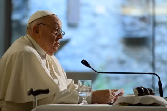 Israel nói Giáo hoàng Francis áp dụng 'tiêu chuẩn kép' về cuộc chiến ở Gaza