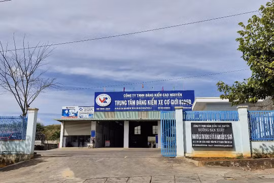 Gia Lai: Nguyên Giám đốc và Phó Giám đốc Trung tâm Đăng kiểm bị truy tố về tội nhận hối lộ