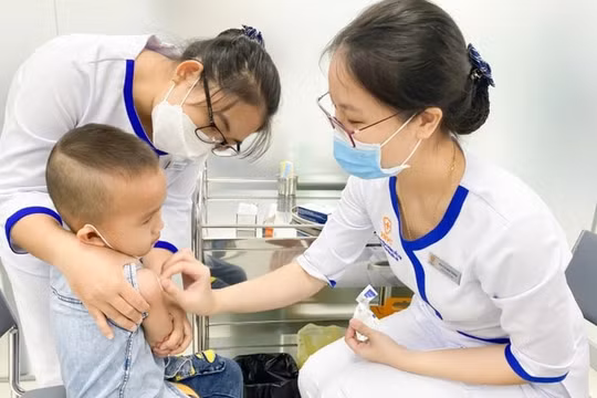 Bảo đảm kinh phí mua sắm vắc xin cho chương trình tiêm chủng mở rộng