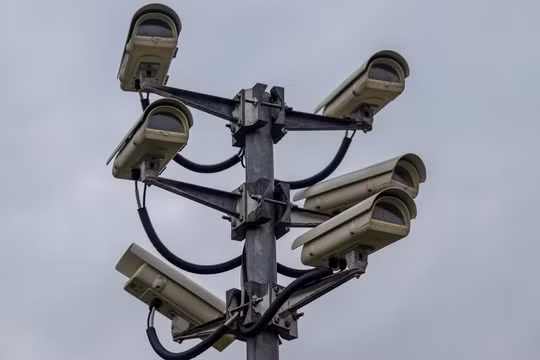 Hàn Quốc gỡ bỏ 1.300 camera khỏi các căn cứ quân sự vì lý do an ninh