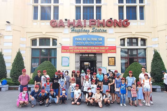 Đường sắt tăng cường chạy tàu khách Hà Nội - Hải Phòng dịp 30/4 - 1/5