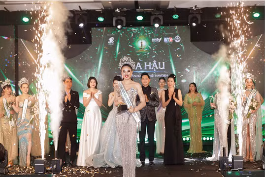 Đồng Thị Thanh Tâm đăng quang Hoa hậu Doanh nhân Hoàn vũ Việt Nam 2024