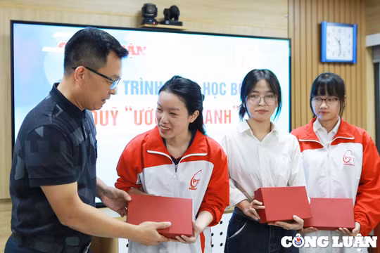 Quỹ "Ước mơ xanh" đến với sinh viên Học viện Công nghệ Bưu chính Viễn thông