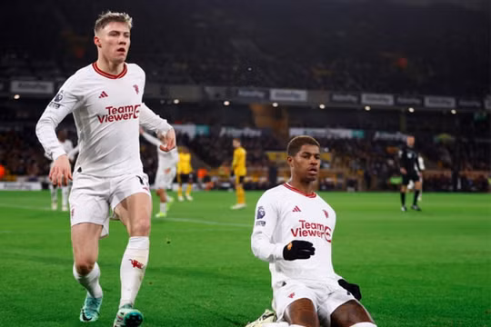 MU thắng nghẹt thở Wolves bằng bàn thắng ở phút bù giờ thứ 7