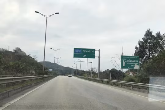 Kiến nghị sớm mở rộng đường cao tốc Nội Bài - Lào Cai đoạn từ Yên Bái lên Lào Cai