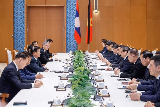 Củng cố, vun đắp mối quan hệ hữu nghị vĩ đại, đoàn kết đặc biệt và hợp tác toàn diện giữa Việt Nam - Lào
