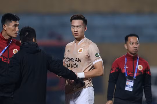 Đội tuyển Việt Nam mất quân trước trận gặp Indonesia ở vòng loại World Cup