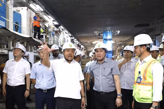 Người dân Thủ đô và dư luận xã hội mong chờ vận hành thương mại tàu điện Nhổn - ga Hà Nội