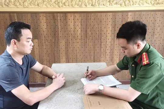 Bắt tạm giam ông Lê Trường Giang, Giám đốc Khu di tích lịch sử Đền Hùng