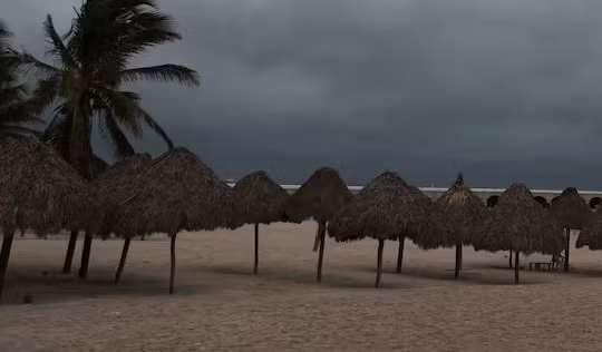 Bang Florida ở Mỹ lại sắp đón siêu bão Milton, sức gió 250 km/giờ và hơn 1 triệu người phải sơ tán