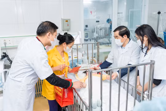 Ngành y tế Thái Bình: Bệnh viện phục vụ nhân dân, thầy thuốc vì nhân dân phục vụ