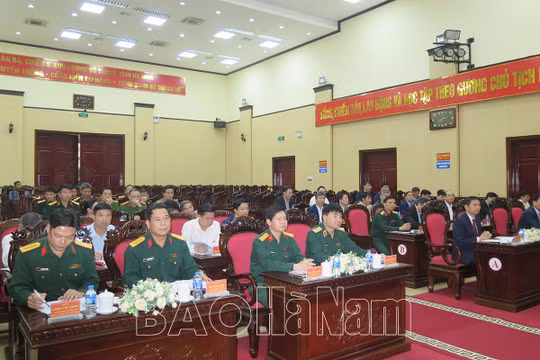 Hà Nam: Tăng cường bồi dưỡng, giáo dục kiến thức quốc phòng và an ninh, xây dựng nền quốc phòng toàn dân vững mạnh