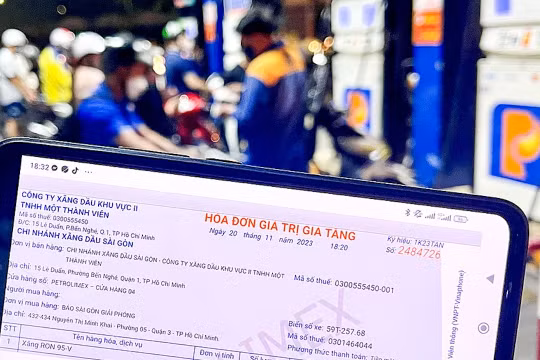Bộ Công thương "hỏa tốc" chỉ đạo xuất hóa đơn từng lần bán lẻ xăng dầu