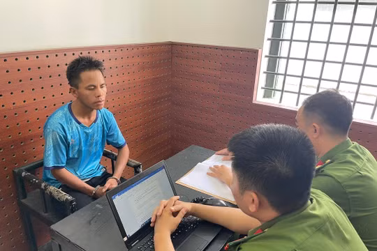 Thay tên đổi họ, đối tượng trốn truy nã sau 9 năm vẫn không thoát