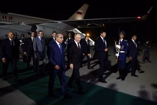 Tổng thống Nga Vladimir Putin đến Azerbaijan trong chuyến thăm cấp nhà nước