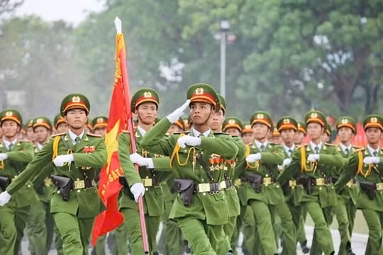 Tự hào viết tiếp trang sử vẻ vang của lực lượng Công an nhân dân trong thời đại mới