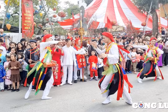 Hơn 400 lễ hội của Hà Nội cơ bản diễn ra an toàn và văn minh