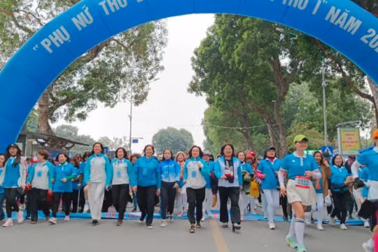 Tưng bừng giải đi bộ "Phụ nữ Thủ đô khỏe - đẹp" lần thứ I năm 2024