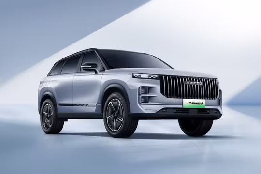 Xe hybrid sạc ngoài Jaecoo J7 sắp về Việt Nam, sẵn sàng 'đấu' Honda CR-V, Mazda CX-5 và Hyundai Tucson