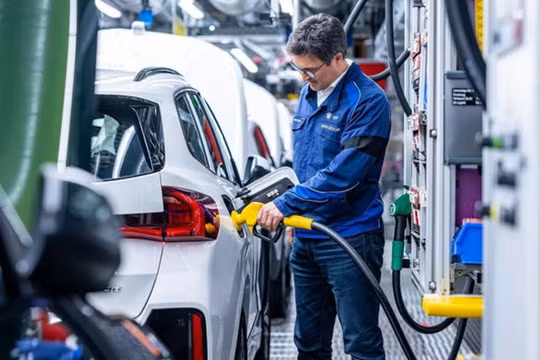 BMW sử dụng dầu thực vật cho các mẫu xe diesel mới