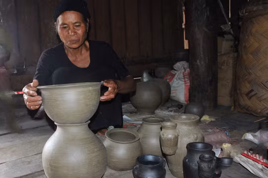 Gốm cổ M'nông Rlăm: Di sản sống giữa đại ngàn