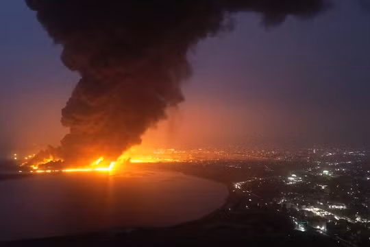 Israel không kích đáp trả Houthi ở Yemen, tình hình Trung Đông thêm nghiêm trọng