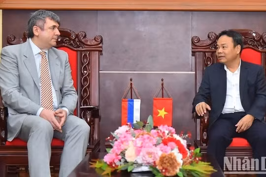 Báo Nhân Dân và thành phố Saint Petersburg (Nga) thúc đẩy hợp tác lên tầm cao mới