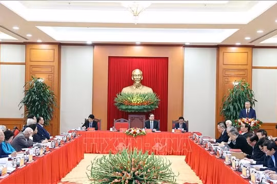 Nguyên lãnh đạo Đảng và Nhà nước góp ý kiến vào các dự thảo văn kiện trình Đại hội XIV của Đảng
