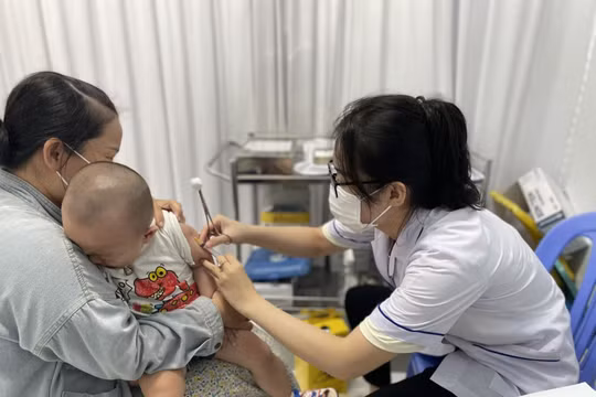 Số ca nhiễm sởi tăng gấp 8 lần cùng kỳ năm ngoái, Bộ Y tế nói gì?
