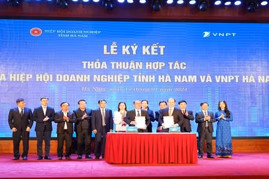 Hà Nam: Chuyển đổi số là phương thức phát triển mới, giúp rút ngắn quá trình công nghiệp hoá