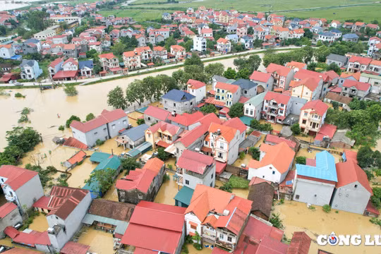 Ngập còn tiếp diễn nhiều ngày tới ở Hà Nội, do sông Hồng thoát lũ chậm