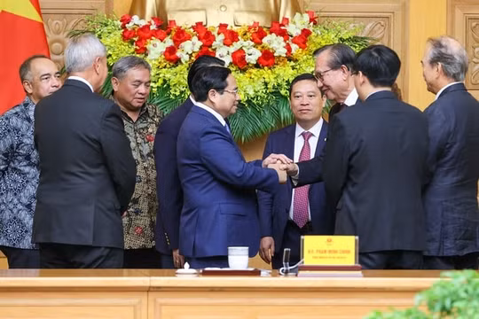 ASEAN BAC cùng Chính phủ và nhân dân các nước ASEAN thực hiện 5 đồng hành