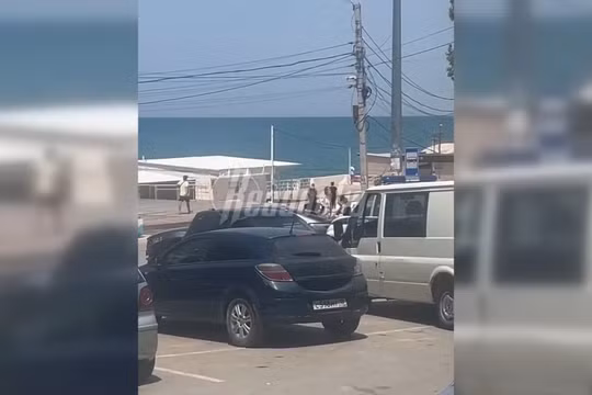 Ukraine phóng tên lửa do Mỹ cung cấp vào bãi biển Crimea, hơn 100 người thương vong