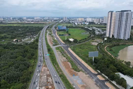 Đề xuất làm điểm đón trả khách tại nút giao vành đai 2 với cao tốc TP HCM - Long Thành - Dầu Giây