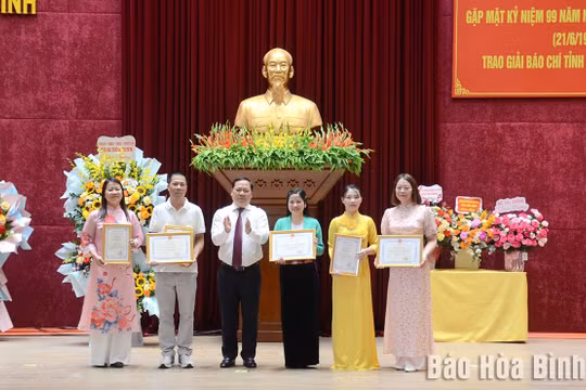 Hoà Bình lựa chọn 23 tác phẩm chất lượng cao để trao Giải Báo chí tỉnh Hòa Bình lần thứ IV