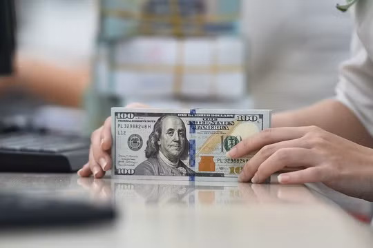 Đồng USD đột ngột tăng sốc ngày cuối năm Quý Mão 2023
