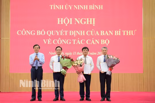 Ninh Bình: Công bố Quyết định của Ban Bí thư về công tác cán bộ