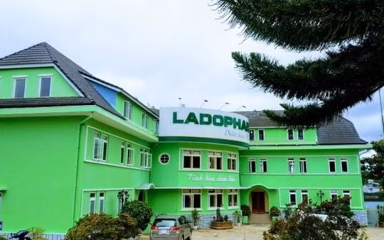 Lỗ lũy kế 59 tỷ đồng, Ladophar (LDP) lại bị Cục thuế tỉnh Lâm Đồng gọi tên