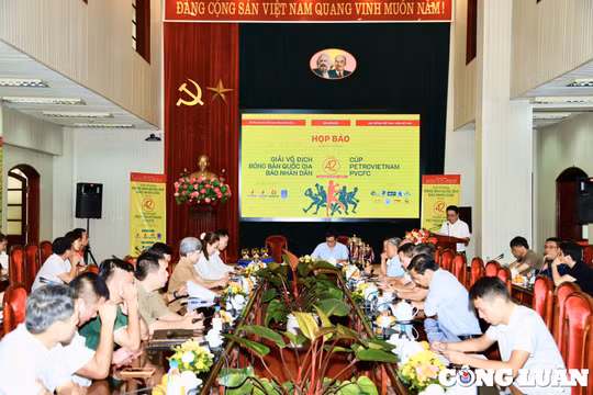 Giải bóng bàn quốc gia báo Nhân Dân lần thứ 42 diễn ra vào đầu tháng 6/2024
