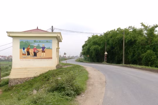 Hà Nội: Nhiều điểm canh đê bị mất cửa, xuống cấp