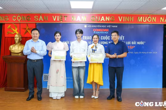 Trao giải cuộc thi viết "Sức khỏe học đường - vì chất lượng nguồn nhân lực đất nước"