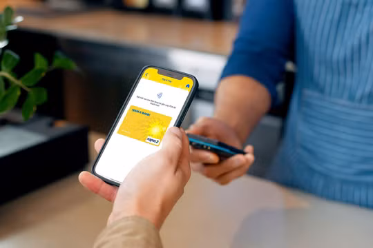Nam A Bank – Ngân hàng đầu tiên phối hợp Napas triển khai dịch vụ thanh toán di động Tap & Pay