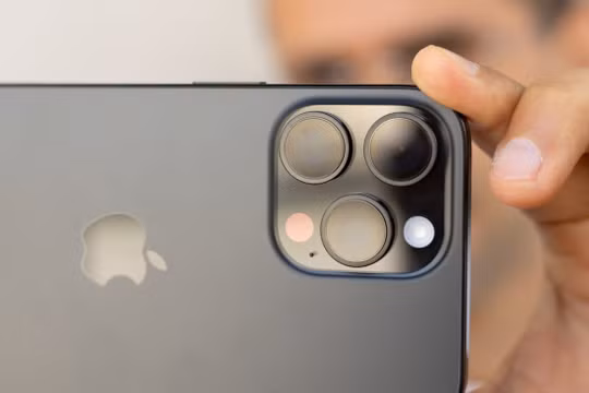 iPhone 18 Pro sẽ ra mắt với công nghệ camera khẩu độ thay đổi năm 2026?