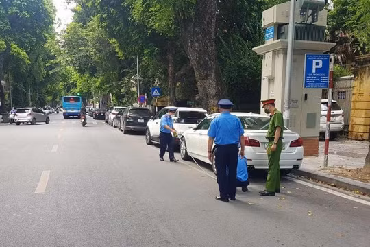 Hà Nội: Xử lý gần 100 trường hợp trông giữ xe vi phạm trên địa bàn