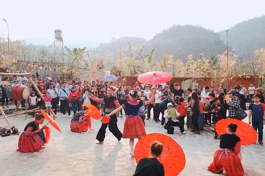 Sơn La hạn chế xe trên Quốc lộ 6 trong hai ngày nghỉ lễ để đón khách du lịch
