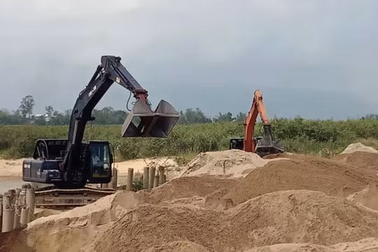Không đặt ra những quy định gây khó khăn, cản trở hoạt động cung ứng cát đắp nền đường