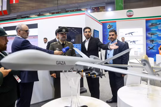 Ngành công nghiệp vũ khí của Iran 'chào hàng' thế giới với UAV 'Gaza'
