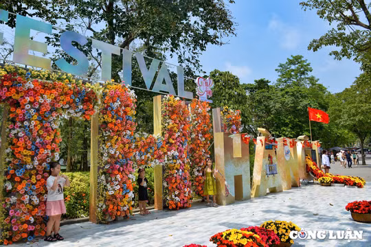 Không gian chụp hình độc đáo tại Festival Thu Hà Nội